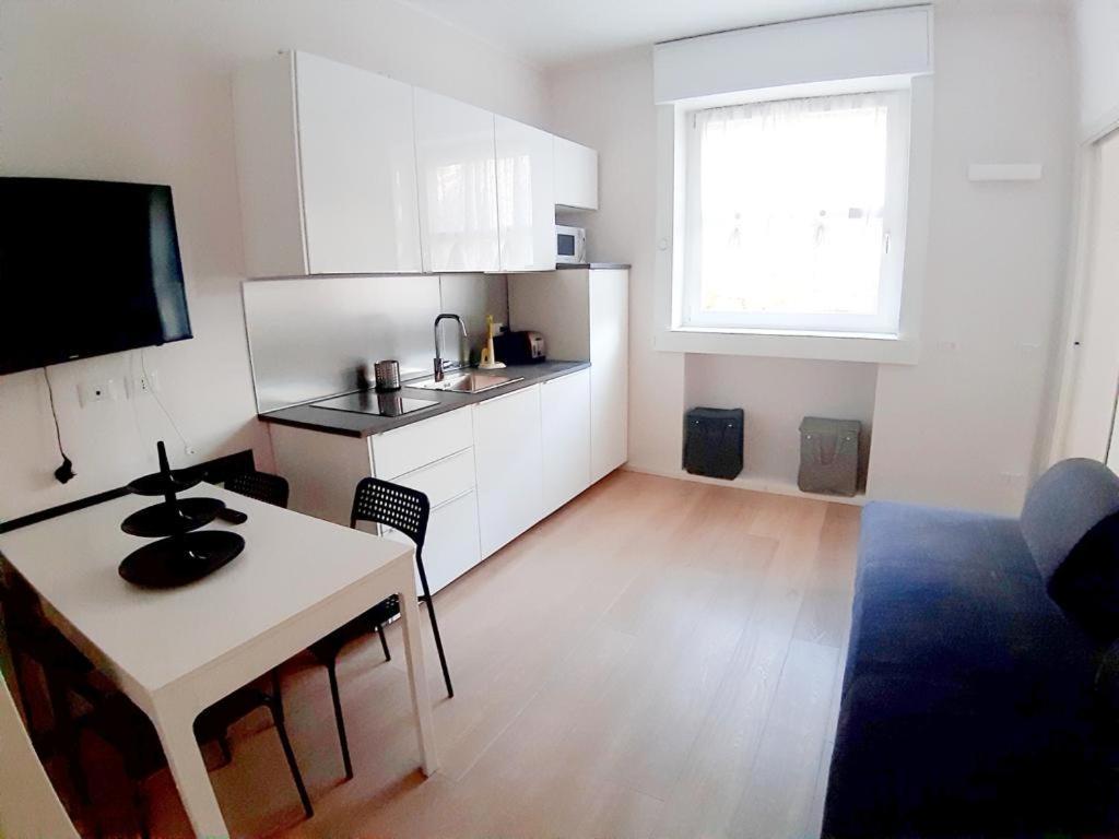 Easy Room Italy Milan Exterior photo